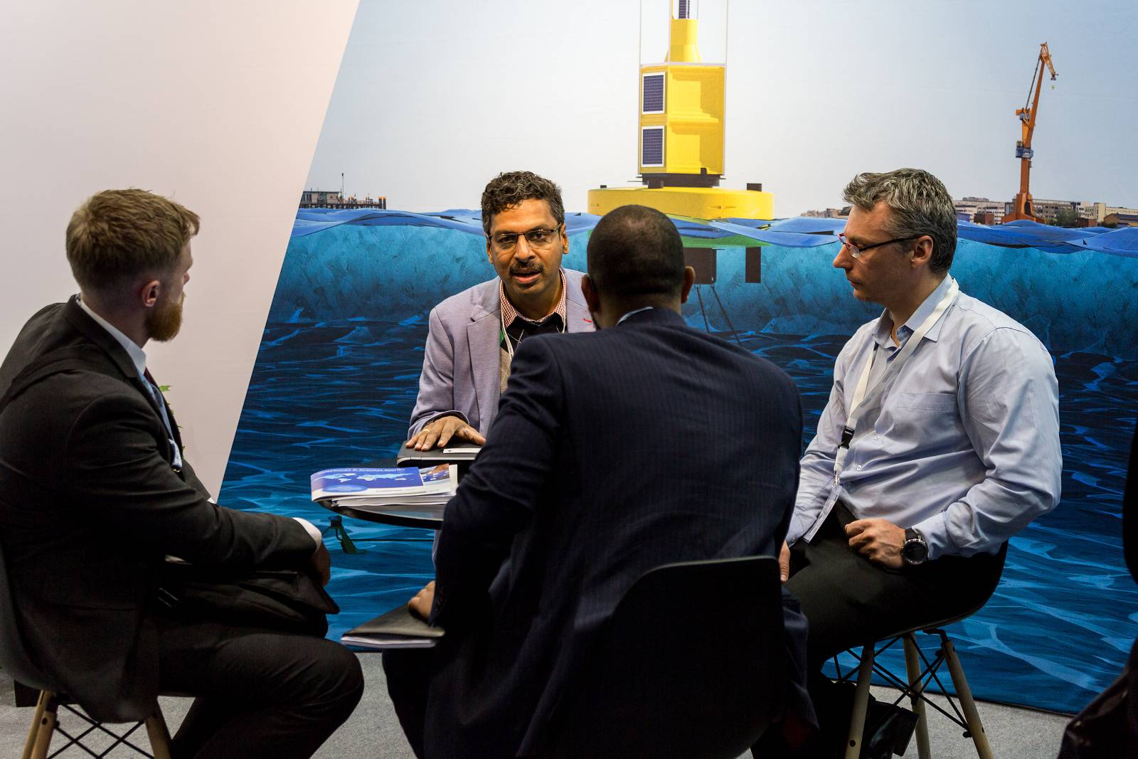 Business discussion in MicroStep-MIS stand